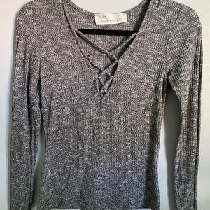 Vintage Havana lace up long sleeve top 💫